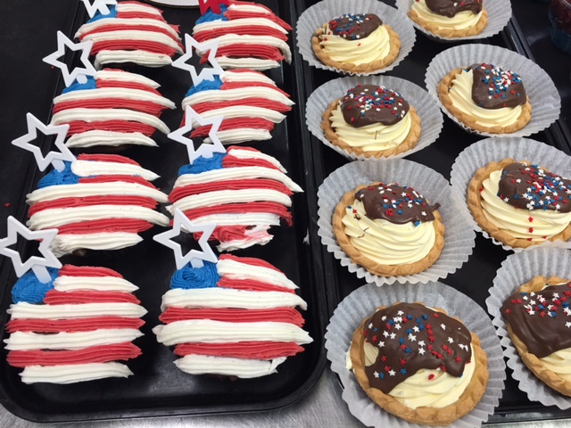 july 4th cupcakes