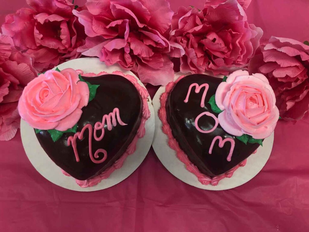 Chocolate Mom Heart Cakes